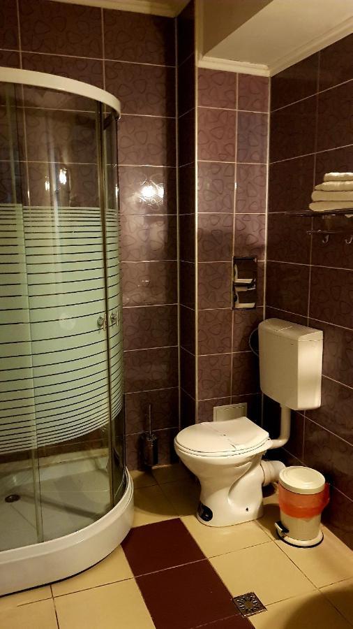 Târgu Jiu Asia Hotel מראה חיצוני תמונה