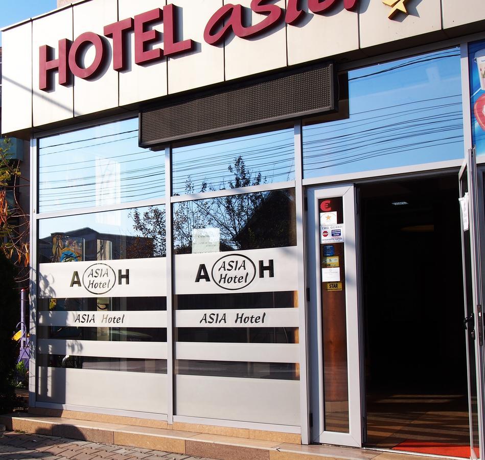 Târgu Jiu Asia Hotel מראה חיצוני תמונה